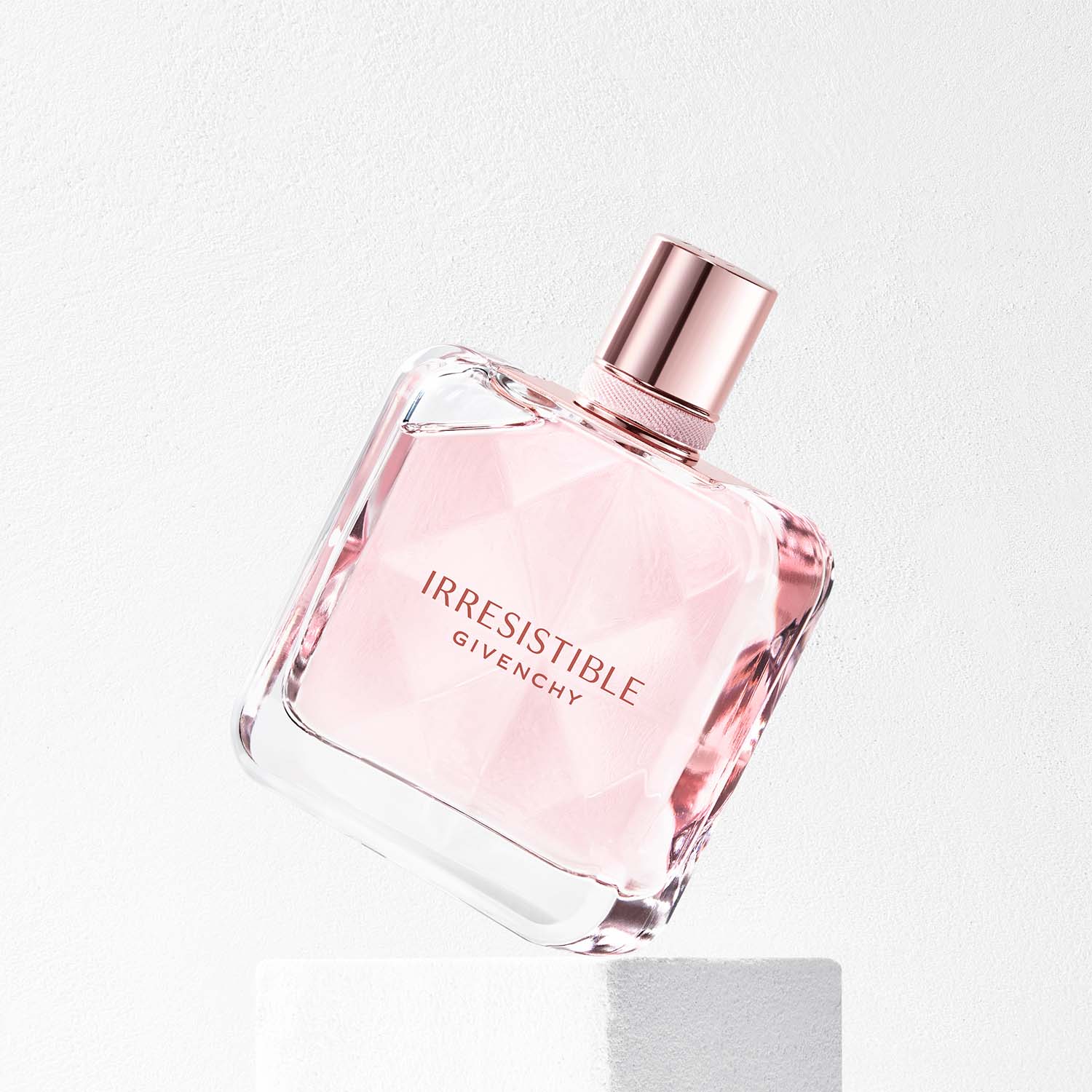 PERFUME PARA MUJER IRRESISTIBLE EAU DE TOILETTE